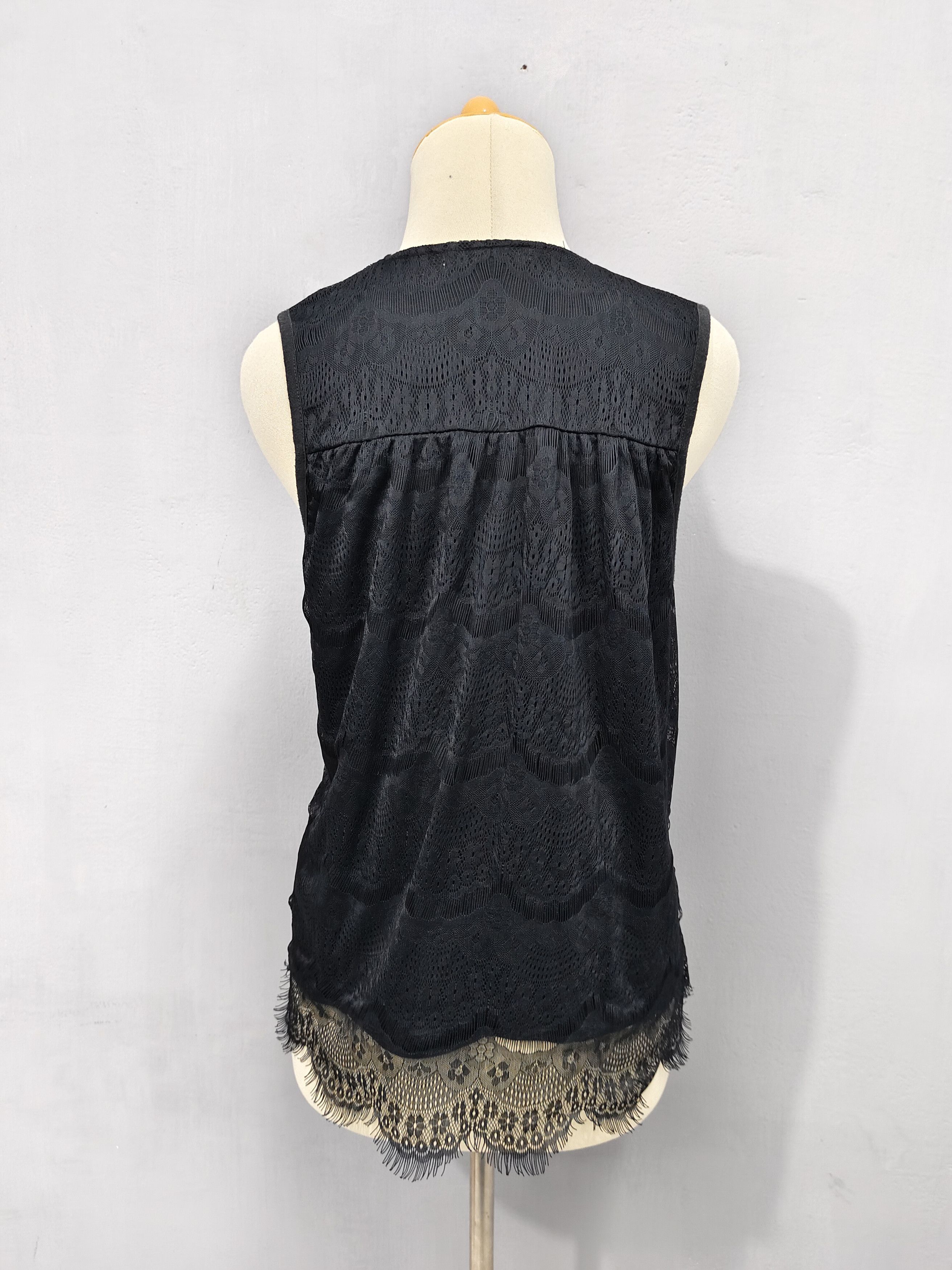 Japanese Brand Le Fraise🇯🇵 Gothic Boho Mori Lace Asymmetric Layered Vest Size L / US 10 / IT 46 - 5 Thumbnail