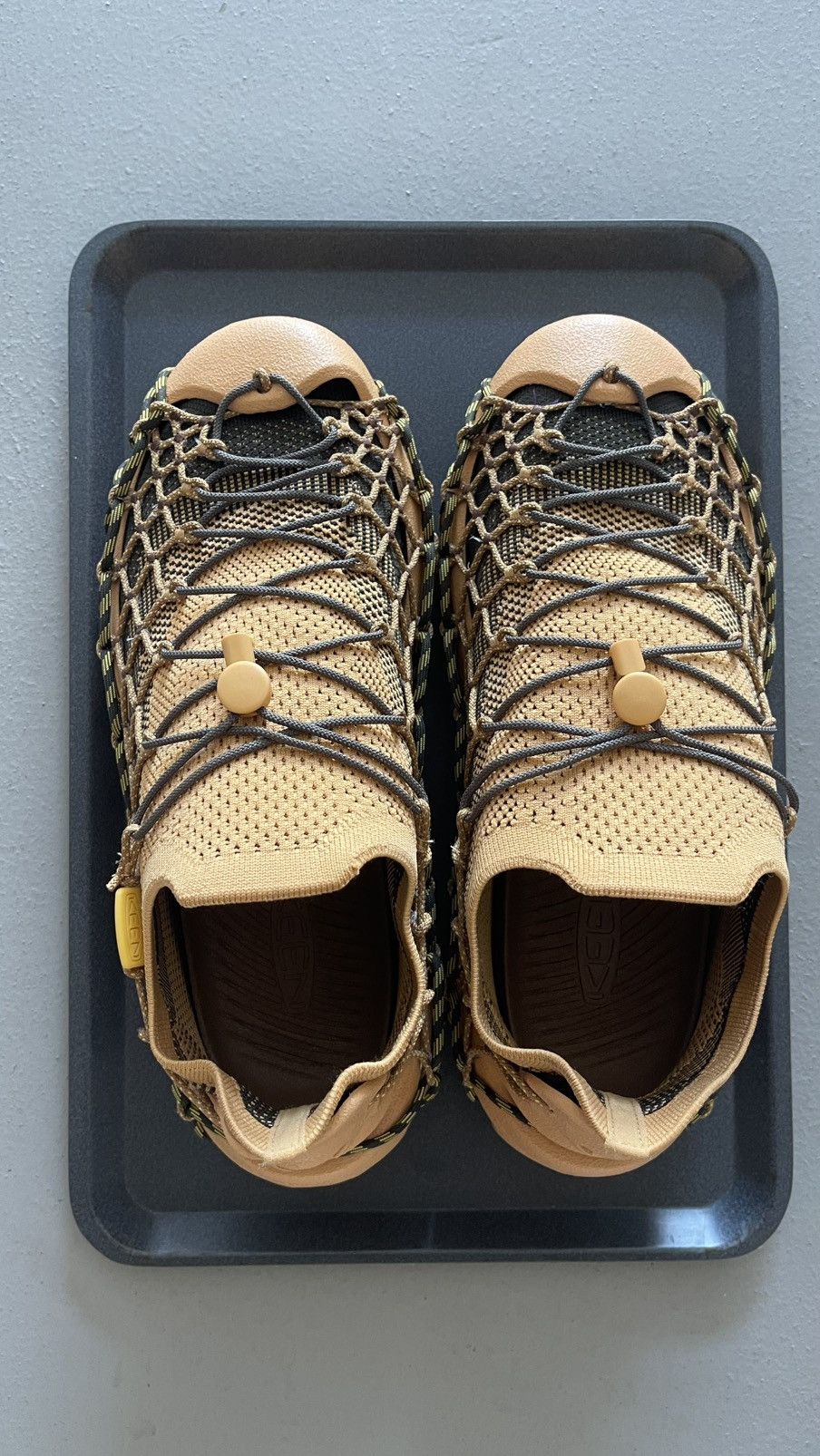 KEEN KEEN UNEEK 360 US9M BLACK / TERRACOTTA Size US 9 / EU 42 - 1 Thumbnail