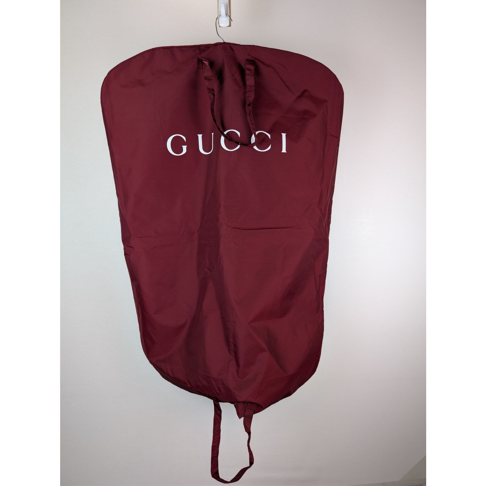 Gucci o1rshd1 Q:2/ garment bag used for protecting luxury clothing Size ONE SIZE - 1 Thumbnail