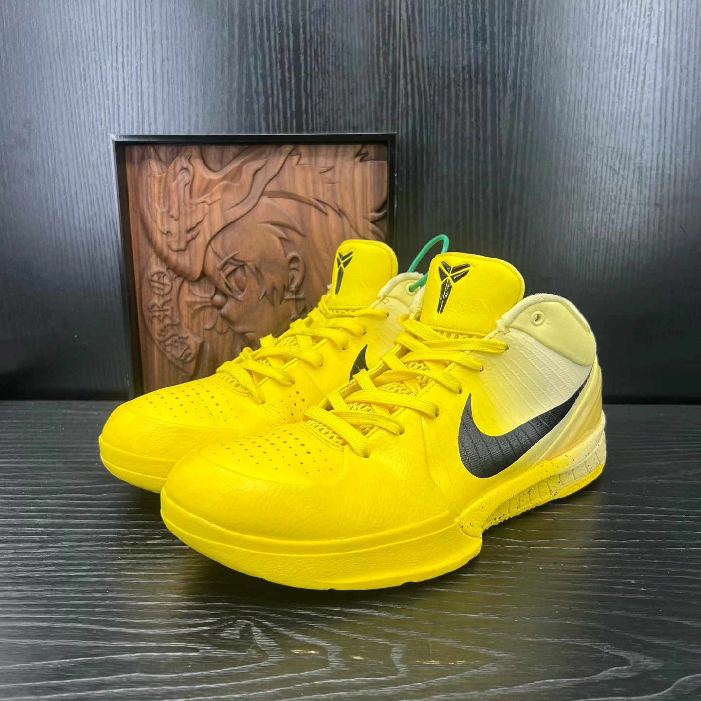 Nike Nike Zoom Kobe 4 Yellow Size US 9.5 / EU 42-43 - 1 Thumbnail