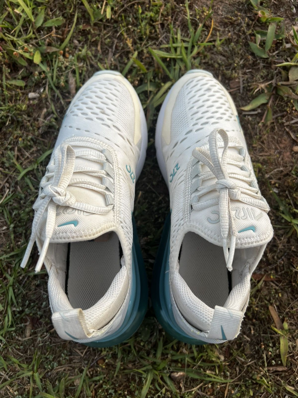 Nike CLEAN Nike size 5 Air Max 270 Denim Blue running shoes Size US 5 / EU 37 - 8 Thumbnail