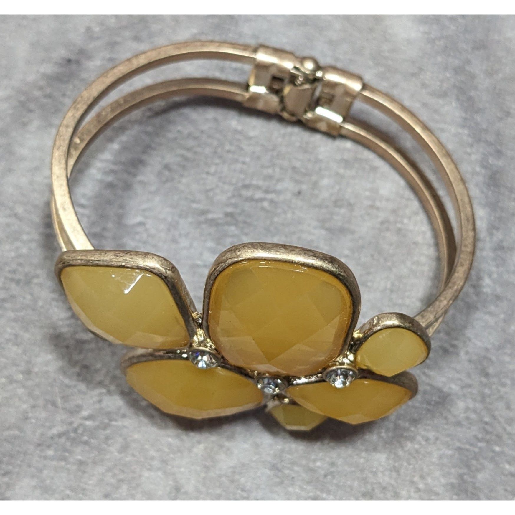 Other Chunky Retro Yellow Gemmed Gold-Tone Cuff Bracelet With Rhin Size ONE SIZE - 6 Thumbnail