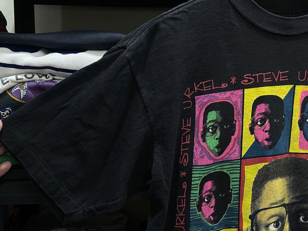 Vintage Vintage 90s Steve Urkel Family Matters Movie Sitcom TShirt Size US M / EU 48-50 / 2 - 7 Thumbnail