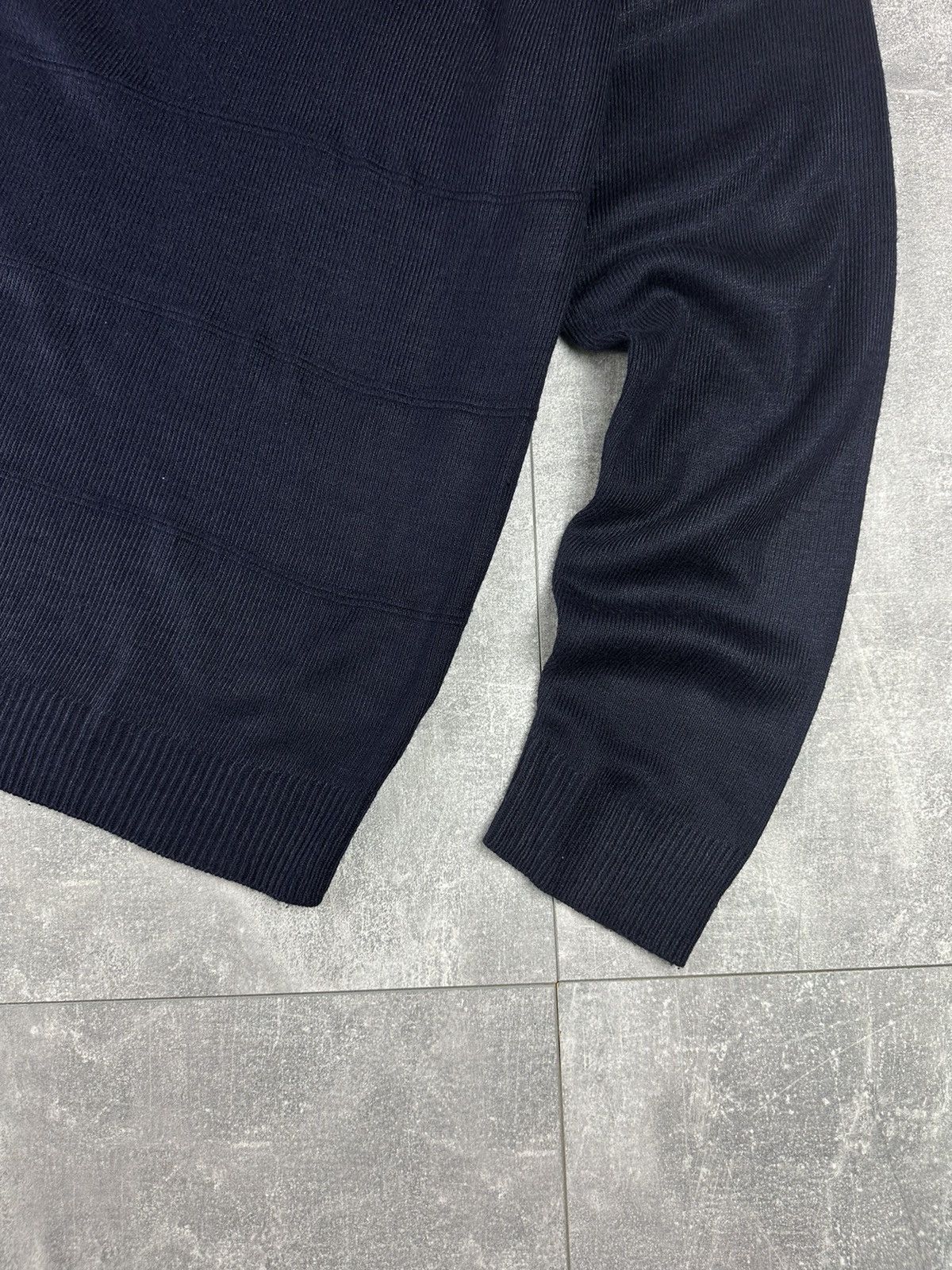 Dolce & Gabbana Dolce Gabbana Luxury Small Metal Logo Sweater Size US L / EU 52-54 / 3 - 4 Thumbnail