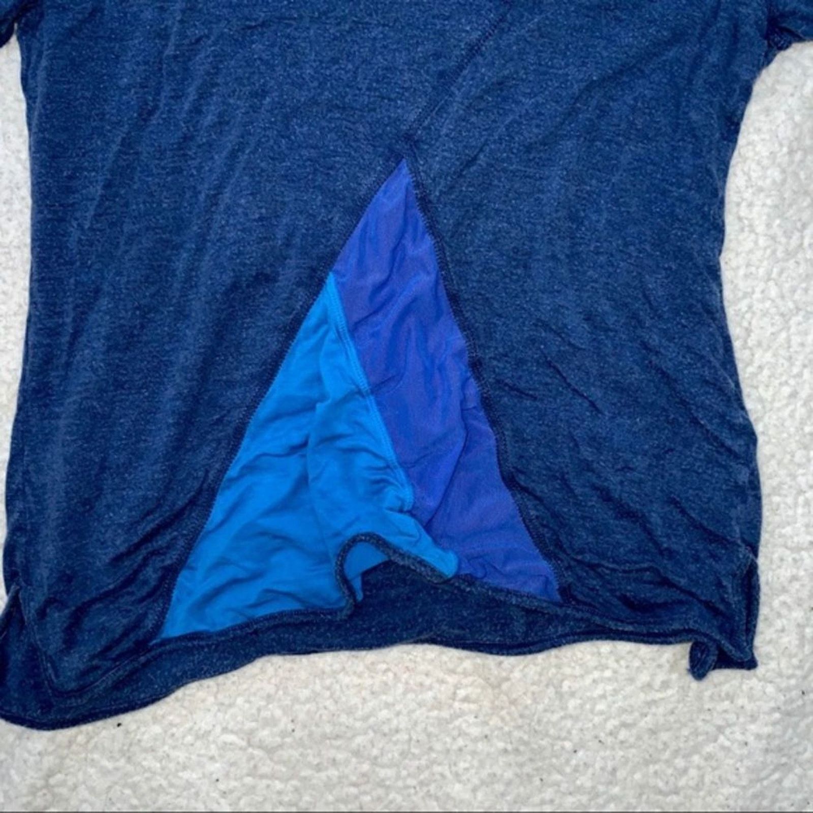 Other Joy Lab Blue Abstract Athleisure T-Shirt | Sz S Size S / US 4 / IT 40 - 3 Thumbnail