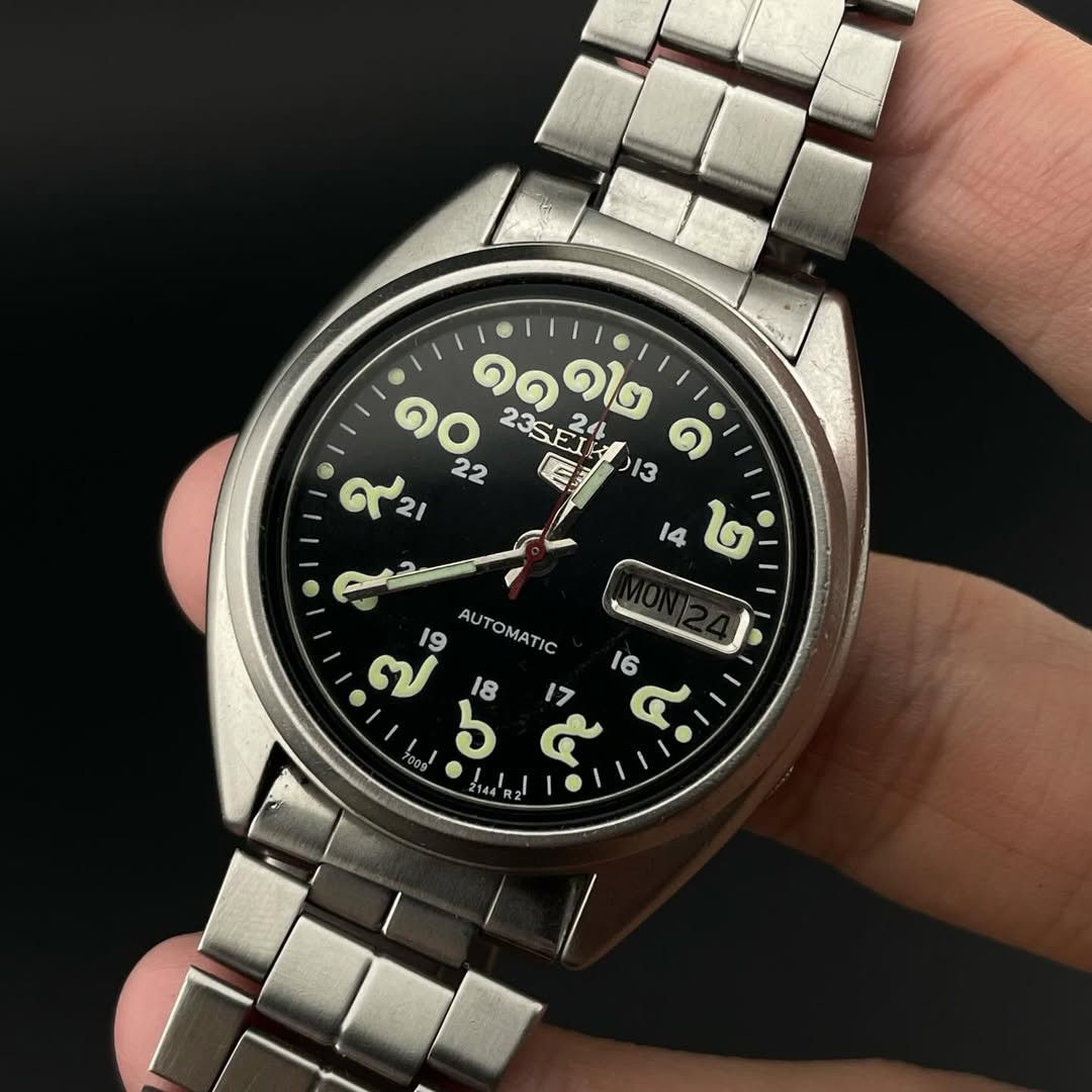 Seiko 1990’s VTG SEIKO 5 AUTOMATIC ( Japan ) Size 38 - 7 Thumbnail