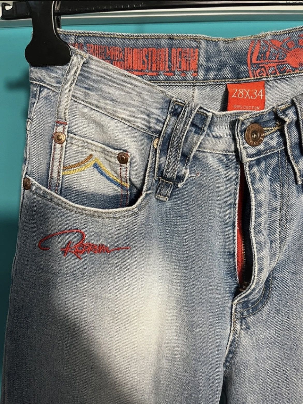 Vintage Medium-rised straight jeans Size 28" / US 6 / IT 42 - 3 Thumbnail