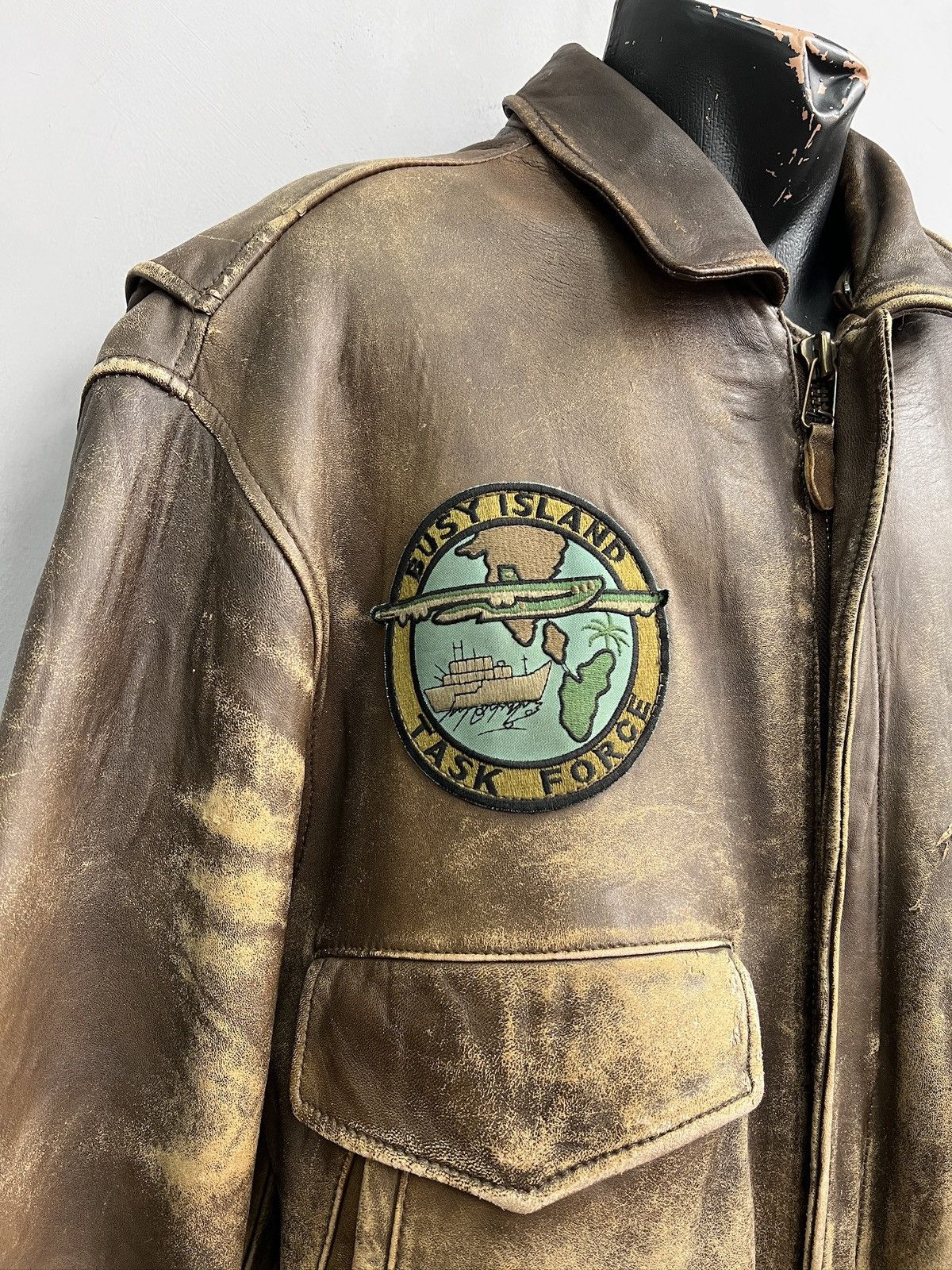 Leonard Paris Leonardo aviation leather jacket hype distressed bomber y2k Size US M / EU 48-50 / 2 - 3 Thumbnail
