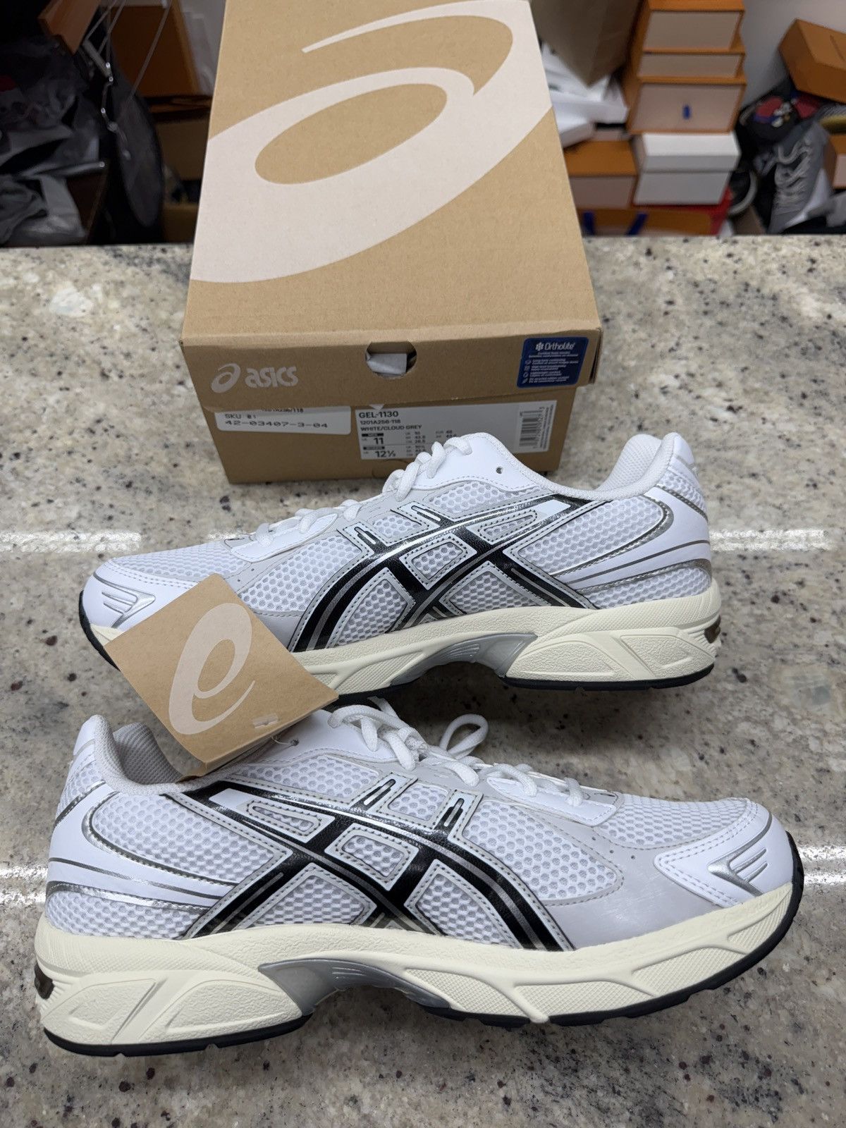 Asics Asic White/Cloud Grey 1130s Size US 11 / EU 44 - 2 Thumbnail