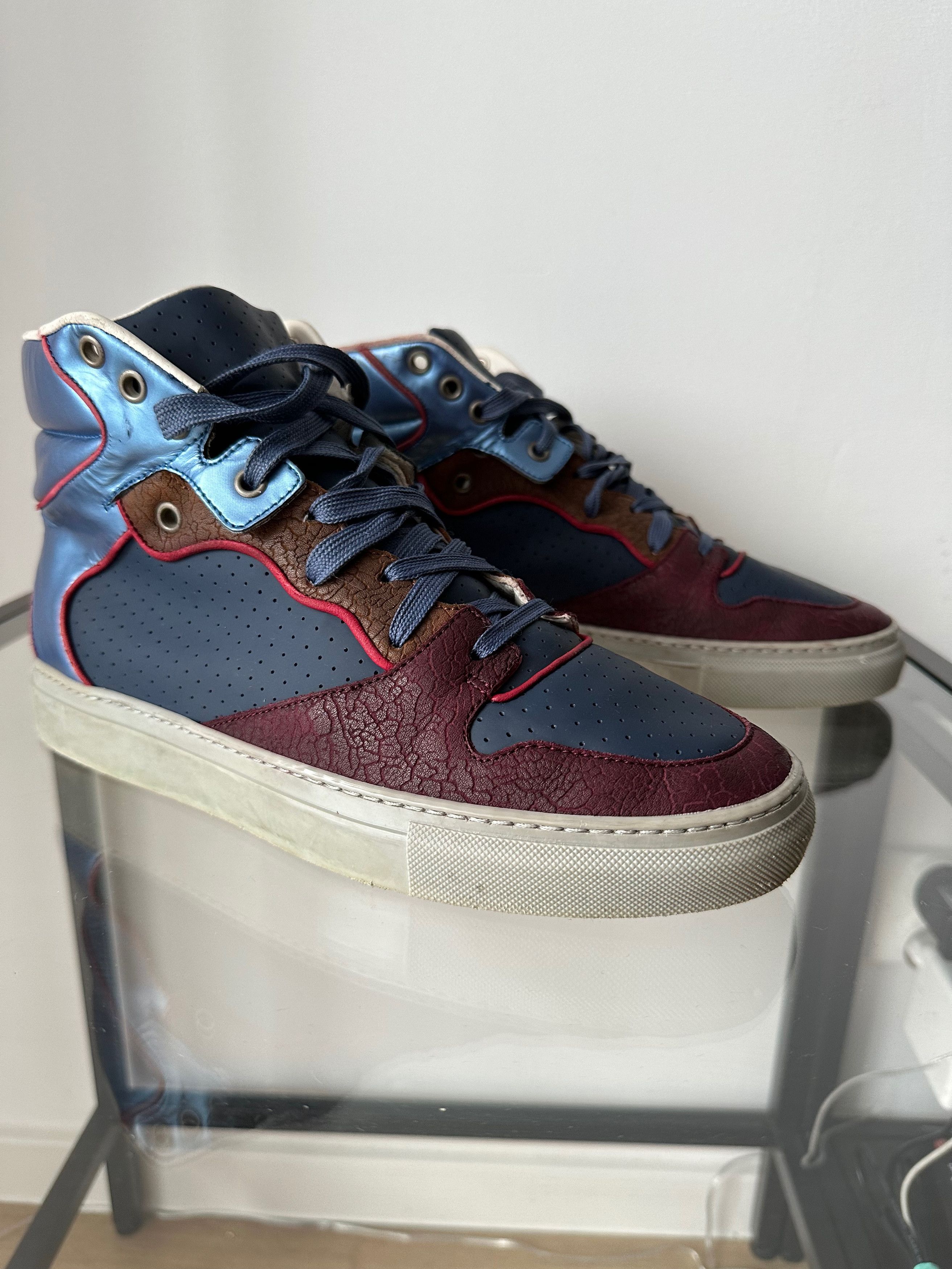 image of Balenciaga High Top Sneakers 326441 in Blue, Men's (Size 7)