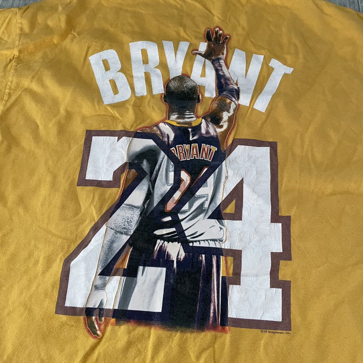 Rap Tees 90s majestic nba 24 VINTAGE RAP TEE KOBE BRYANT BLACK MAMBA Size US L / EU 52-54 / 3 - 7 Thumbnail