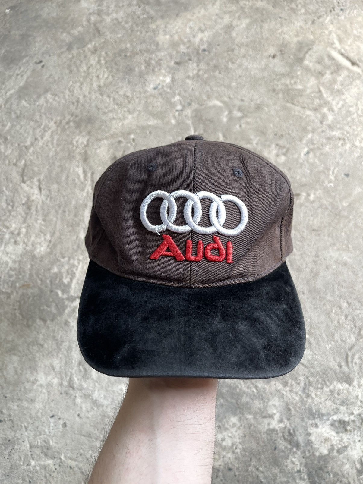 Audi AUDI 90S Y2K BIG LOGO RACING F1 FLAMES VELVET CAP HAT Size ONE SIZE - 1 Thumbnail