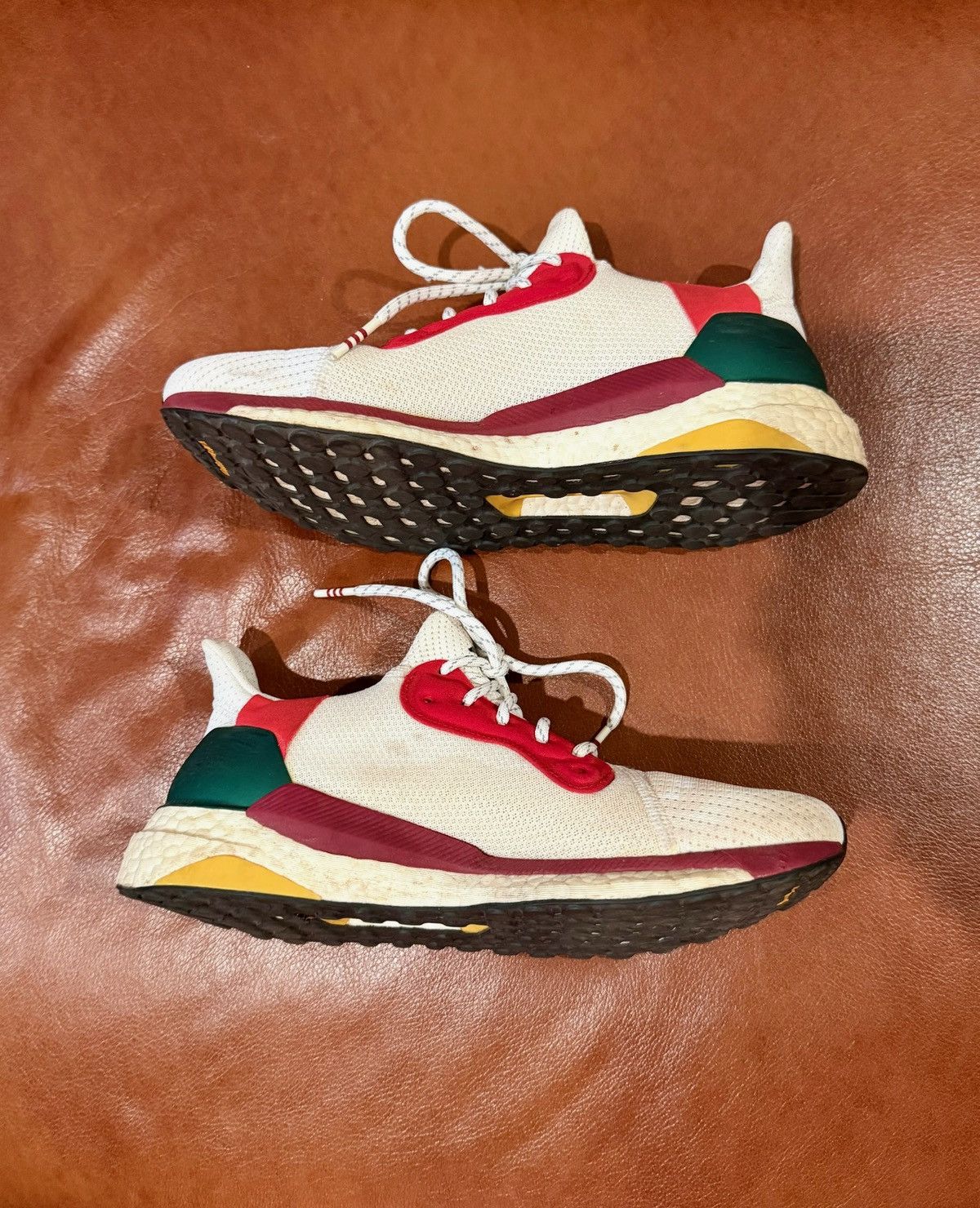 Adidas × Pharrell Pharrell x Adidas Solar Hu Glide “White” Size US 7.5 / EU 40-41 - 3 Thumbnail