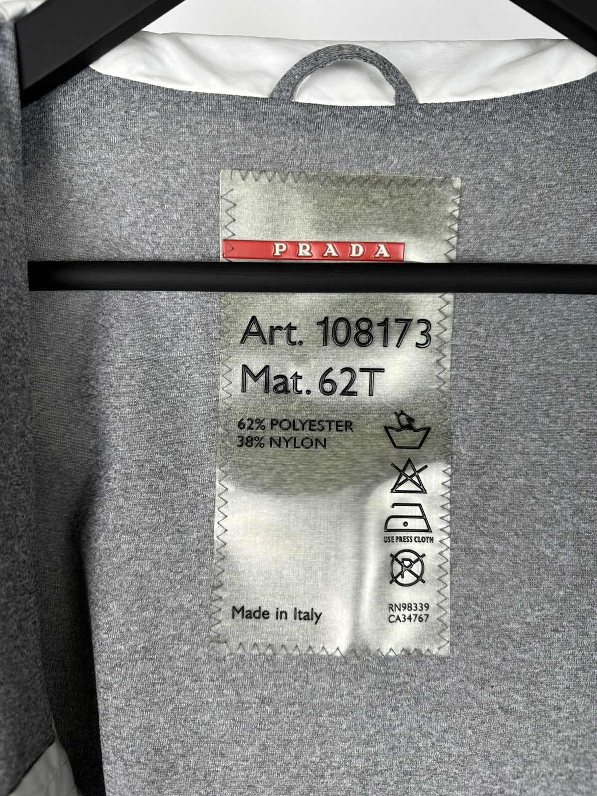 Prada Vintage Prada Nylon Jacket Red Tab Logo Track Women’s White Size M / US 6-8 / IT 42-44 - 24 Thumbnail