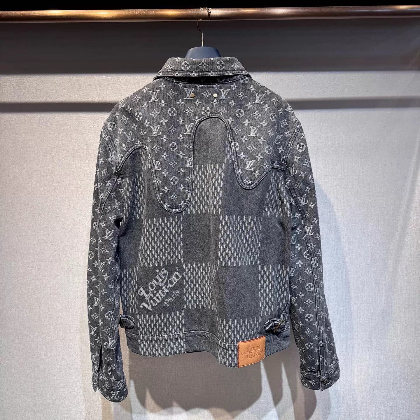 Louis Vuitton Louis Vuitton x Nigo Denim Jacket Gray 48 Size US M / EU 48-50 / 2 - 4 Thumbnail