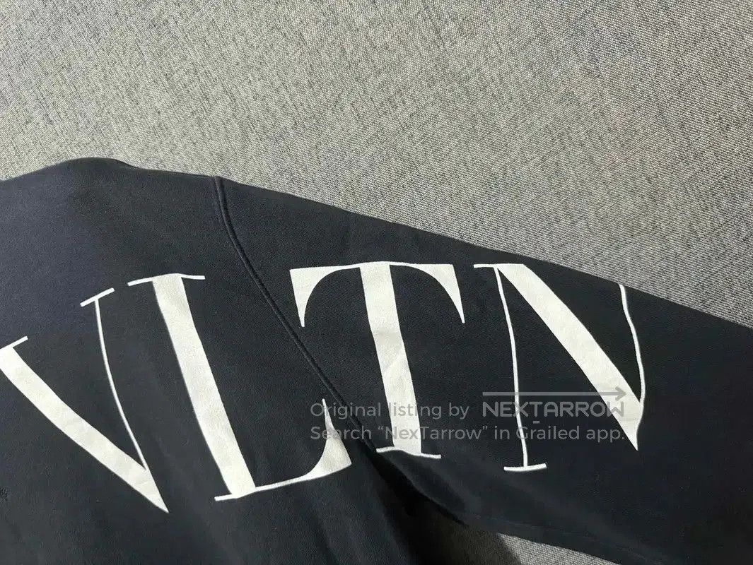 Valentino Valentino Blue Cotton Logo Sweatshirt for Men . Size US M / EU 48-50 / 2 - 3 Thumbnail