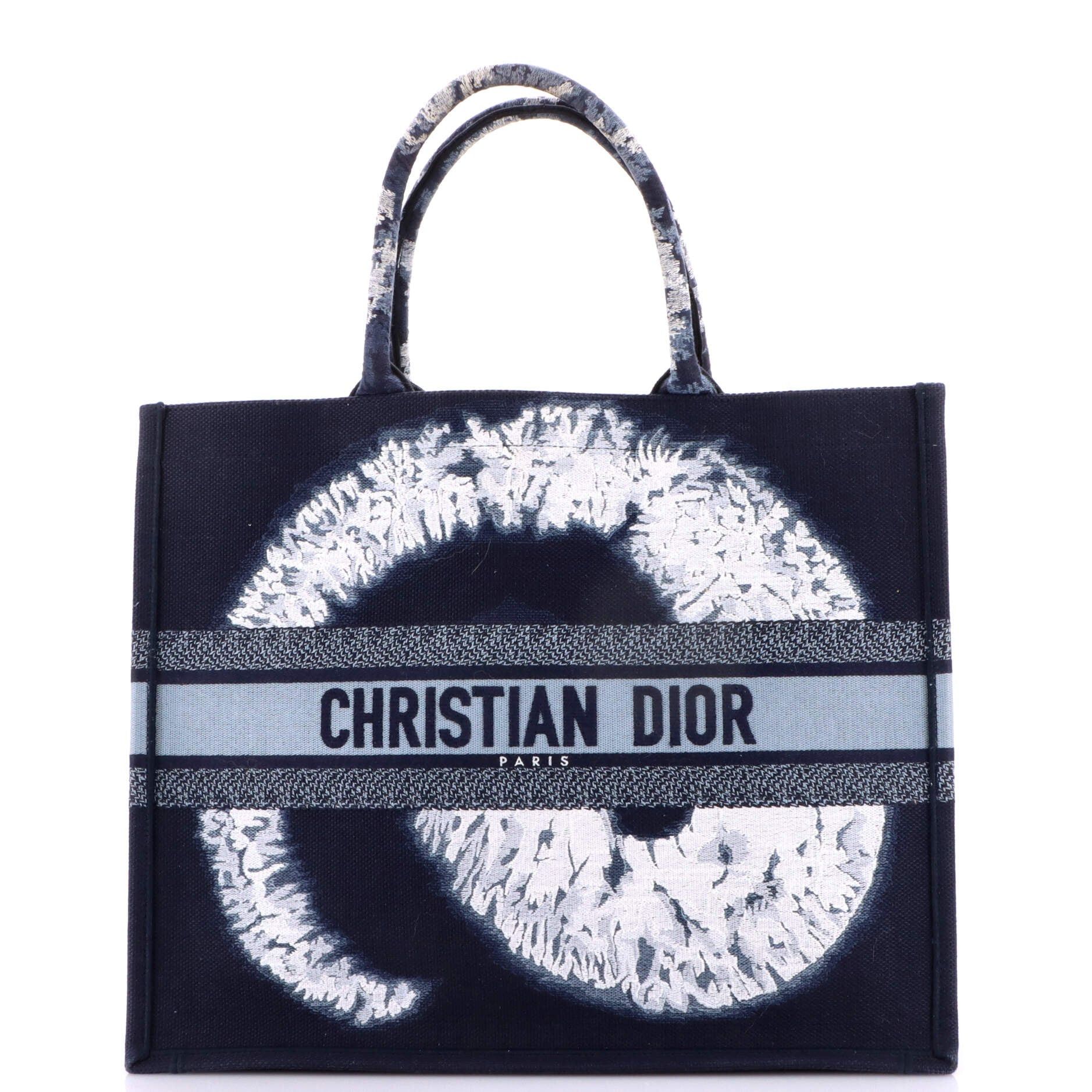 Dior Book Tote Size ONE SIZE - 1 Thumbnail
