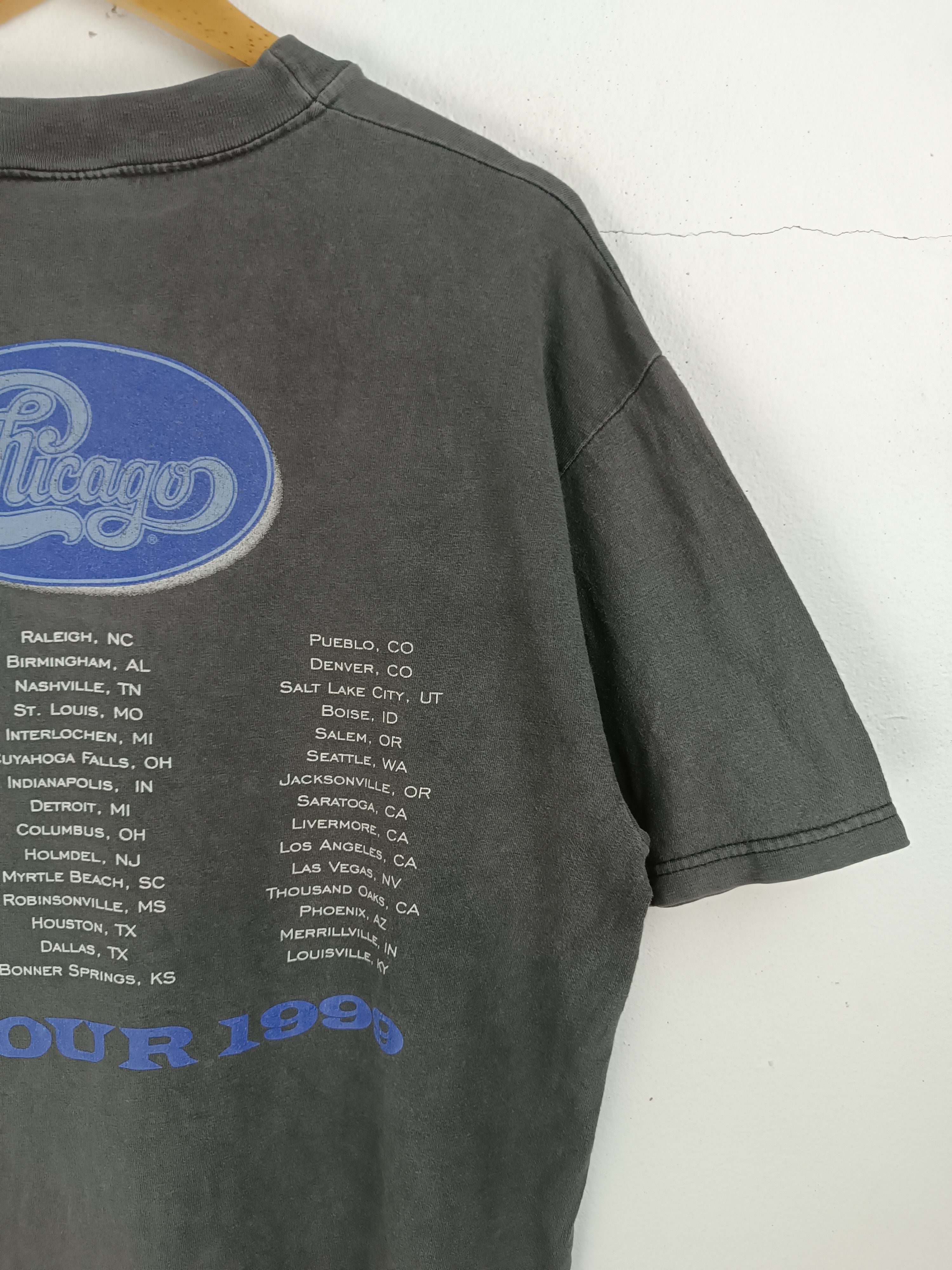 Vintage VINTAGE '99 CHICAGO US TOUR TEE eagles boston earth wind Size US L / EU 52-54 / 3 - 12 Thumbnail