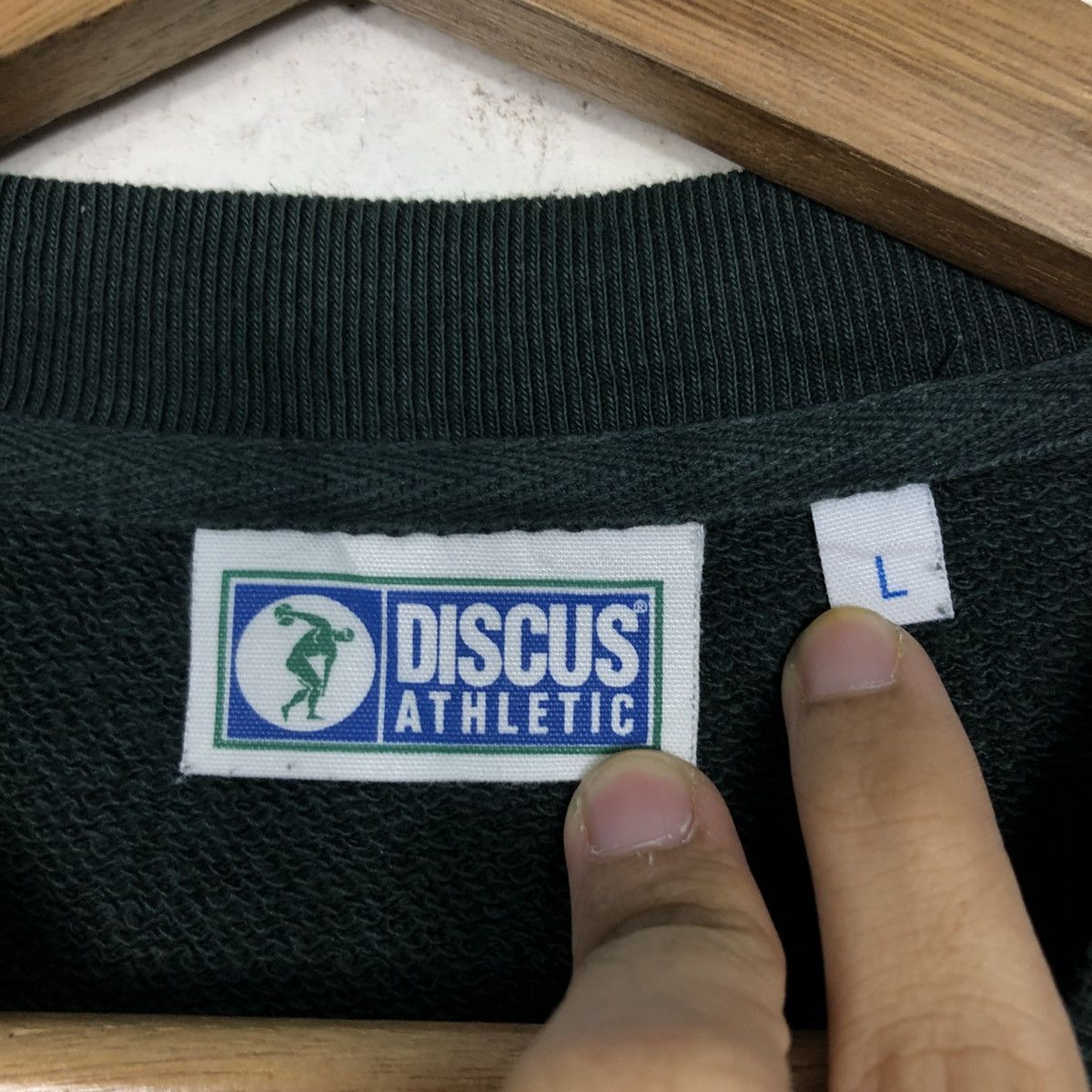 Vintage 📌Vintage Sweatshirt Crewneck Sportswear Discus Athletic Size US L / EU 52-54 / 3 - 16 Thumbnail