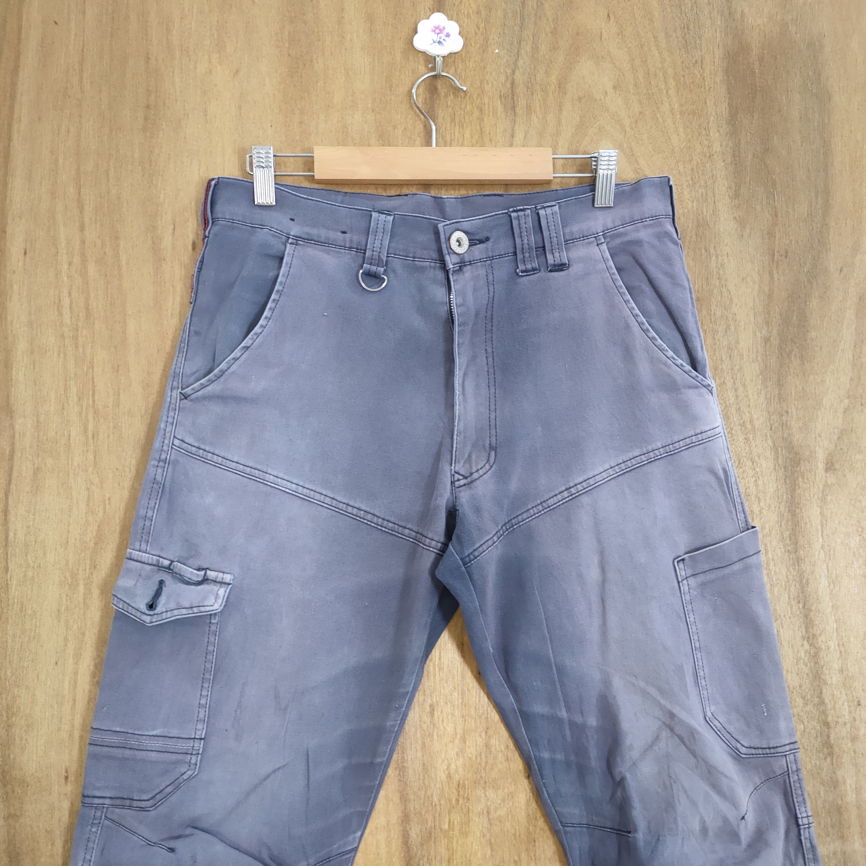 Japanese Brand VINTAGE JAPANESE BRAND FADED CARGO PANTS Size US 32 / EU 48 - 2 Thumbnail