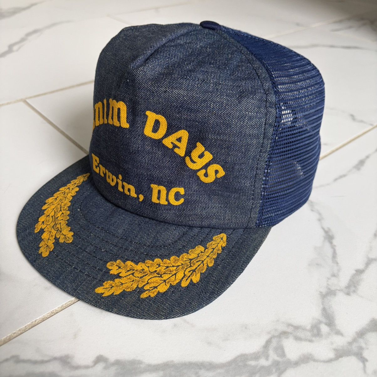 Vintage Vintage 1970s 70s Denim Days Erwin, NC Trucker Hat Gold Leaf Size ONE SIZE - 3 Thumbnail