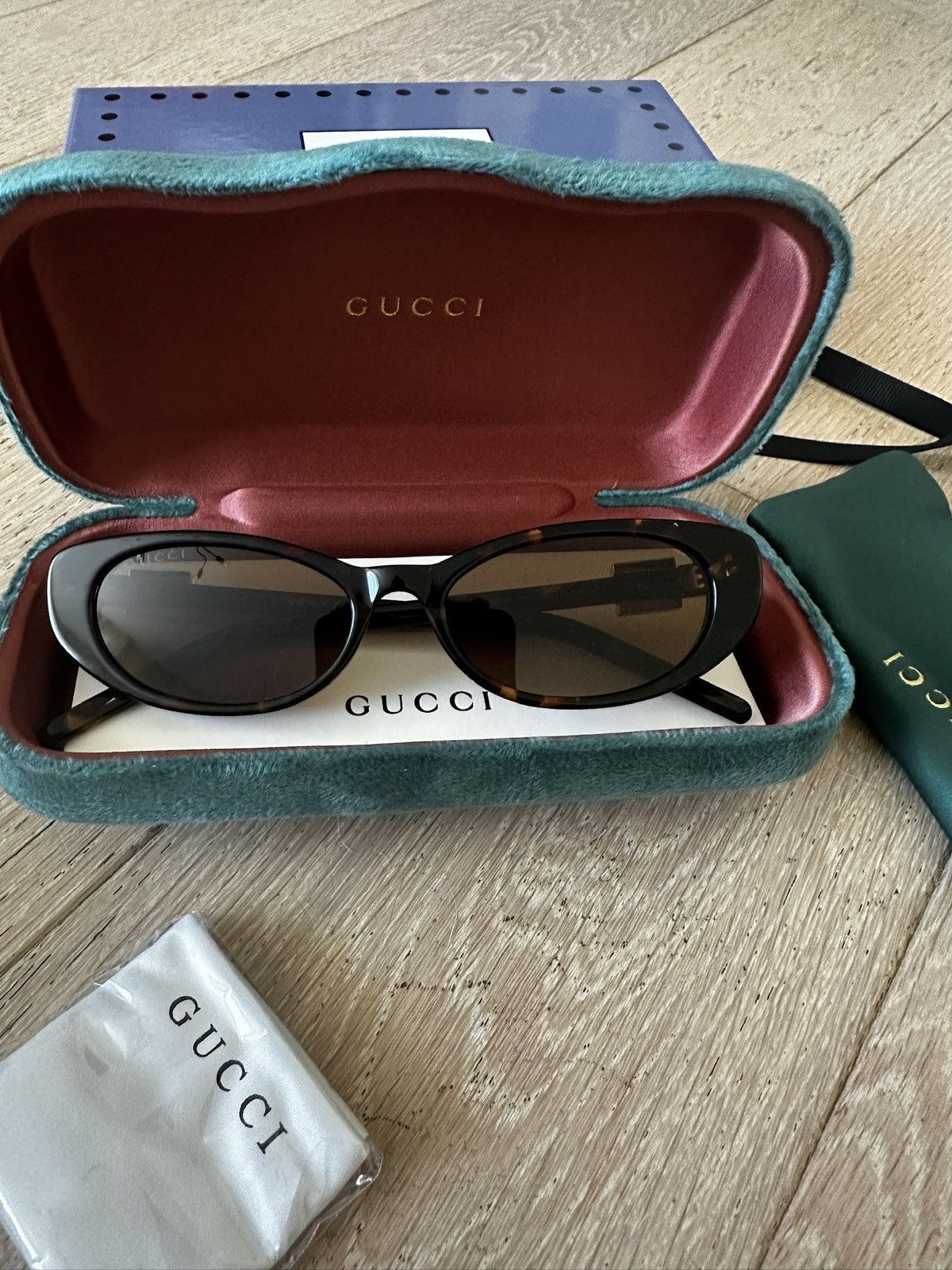 Gucci Vintage style oval sunglasses Size ONE SIZE - 2 Thumbnail