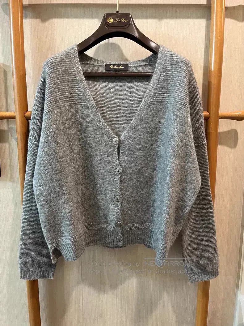 Loro Piana Loro Piana Cashmere Cardigan Size M / US 6-8 / IT 42-44 - 1 Thumbnail