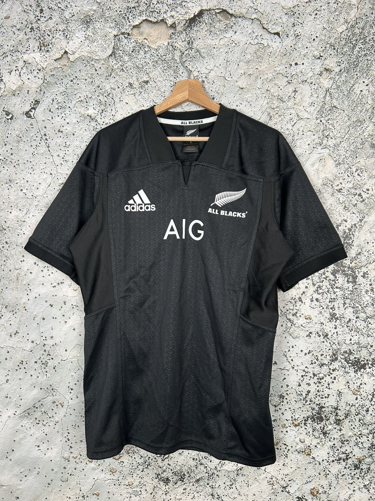 Adidas All Blacks Adidas Rugby Jersey Streetwear Vintage Rare Size US L / EU 52-54 / 3 - 1 Thumbnail