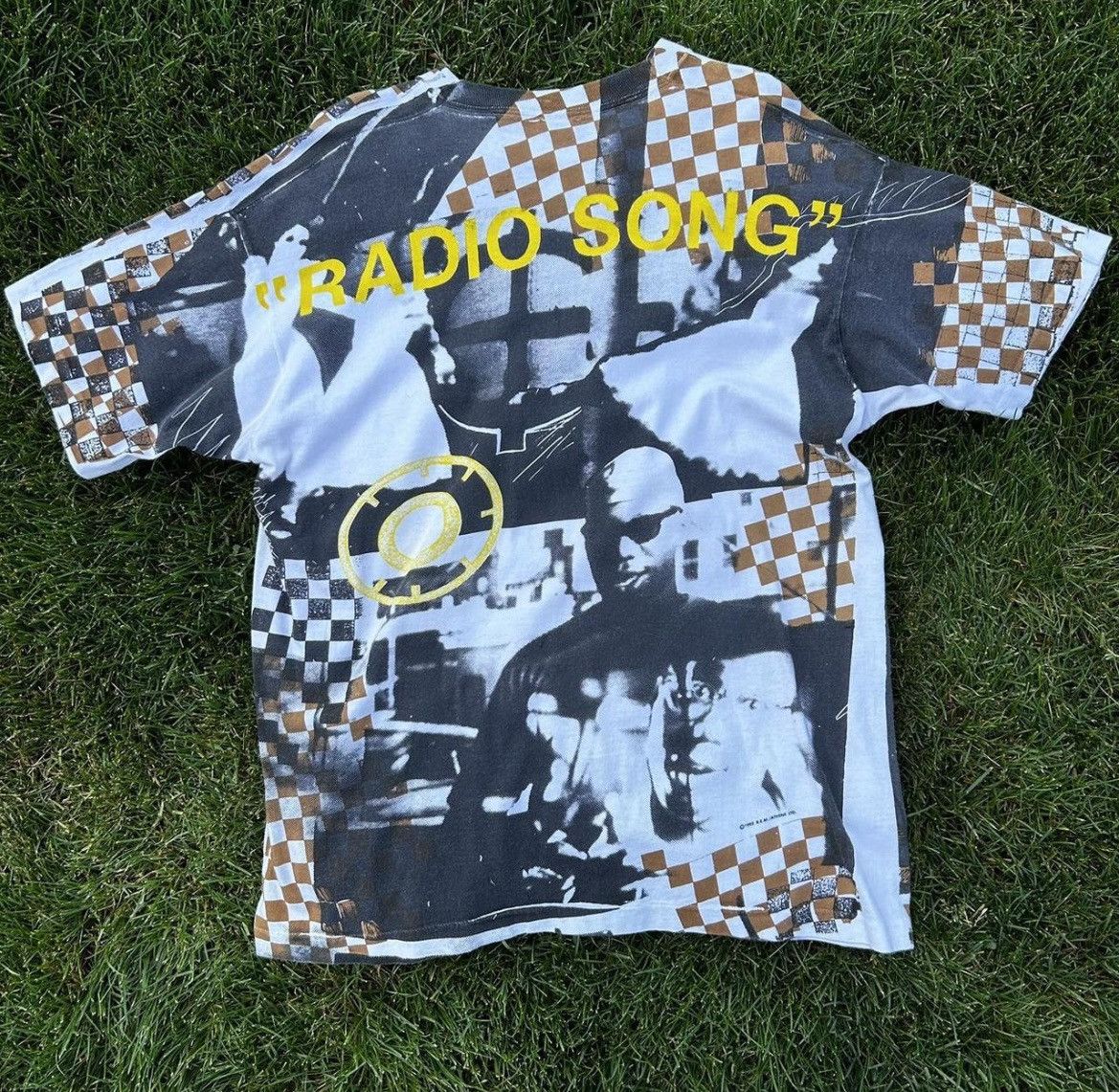 Fruit Of The Loom × R.E.M. × Vintage Vintage 1992 R.E.M Radio Song Promo Tee XL Size US XL / EU 56 / 4 - 3 Thumbnail