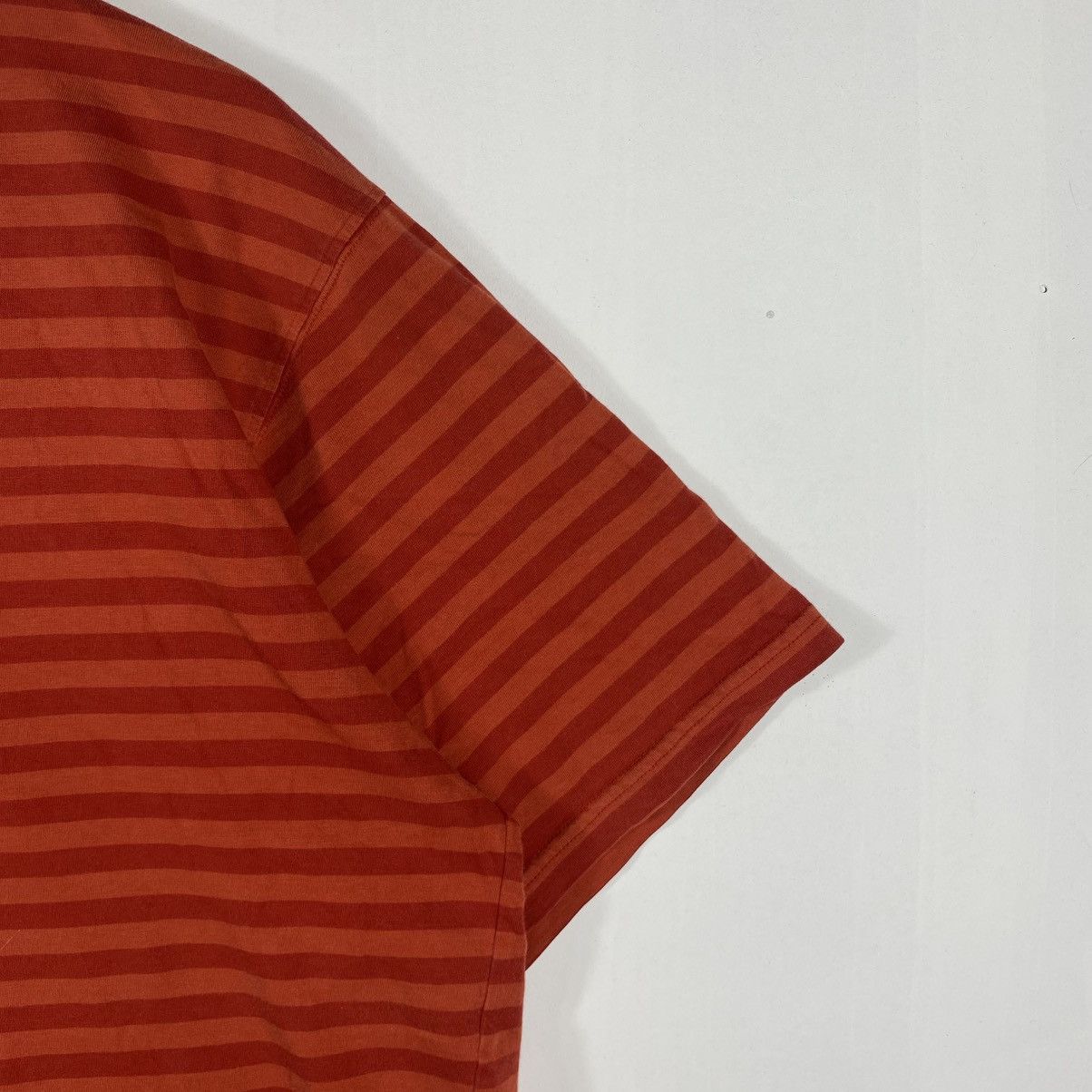 Patagonia Vintage 00's PATAGONIA Small Logo Red Striped Tee Shirt Size US L / EU 52-54 / 3 - 3 Thumbnail