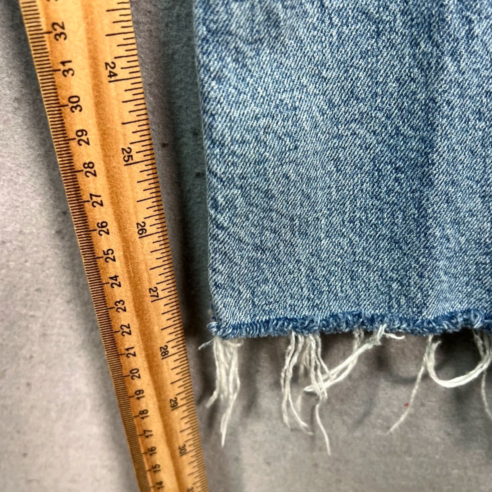 Agolde VINTAGE AGOLDE Jeans Blue 27 High Rise Slim Distressed Denim Womens 27 Inseam 28 Straight Fiber Organic Cotton Blend Distressed 8/10 Size 27" / US 4 / IT 40 - 7 Thumbnail