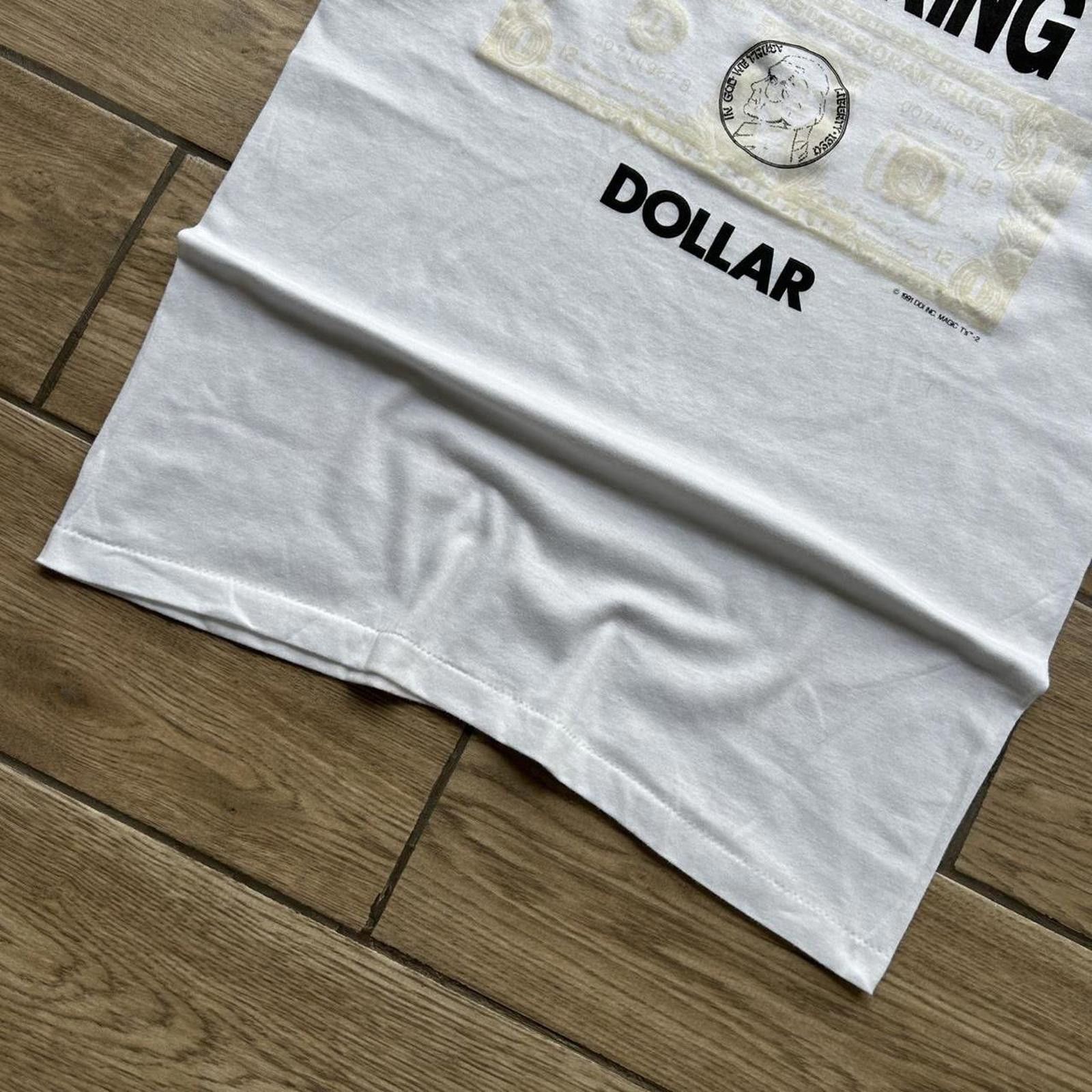 Designer Vintage 1991 Shrinking Dollar By Magic Single Stitch T-Shirt Size US M / EU 48-50 / 2 - 7 Thumbnail