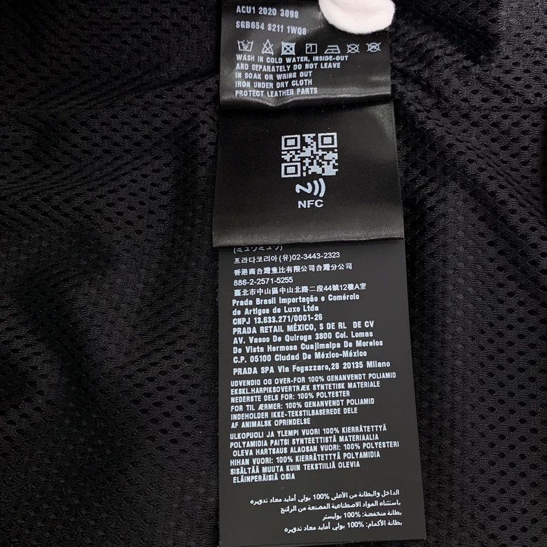 Prada Prada Black triangle logo hooded zipper jacket 2501-Nextarr Size US XS / EU 42 / 0 - 8 Thumbnail