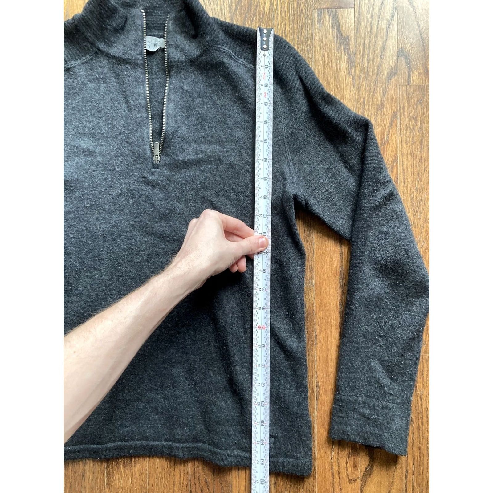 Smartwool Smartwool Sweater Women Size S 100% Merino Wool 1/4 Zip Pullover Dark Gray Knit Mock Neck Zipper Logo Lightweight Breathable Casual Travel Cancer Size S / US 4 / IT 40 - 6 Thumbnail