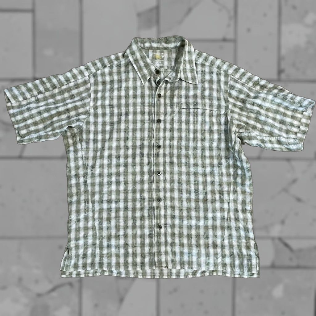 Mountain Hardwear VINTAGE Gear Mountain Hard Plaid Shirt Men Large Green Short Sleeve Button-Up Shirt Mens Large Green Plaid Shirt Size US L / EU 52-54 / 3 - 1 Thumbnail