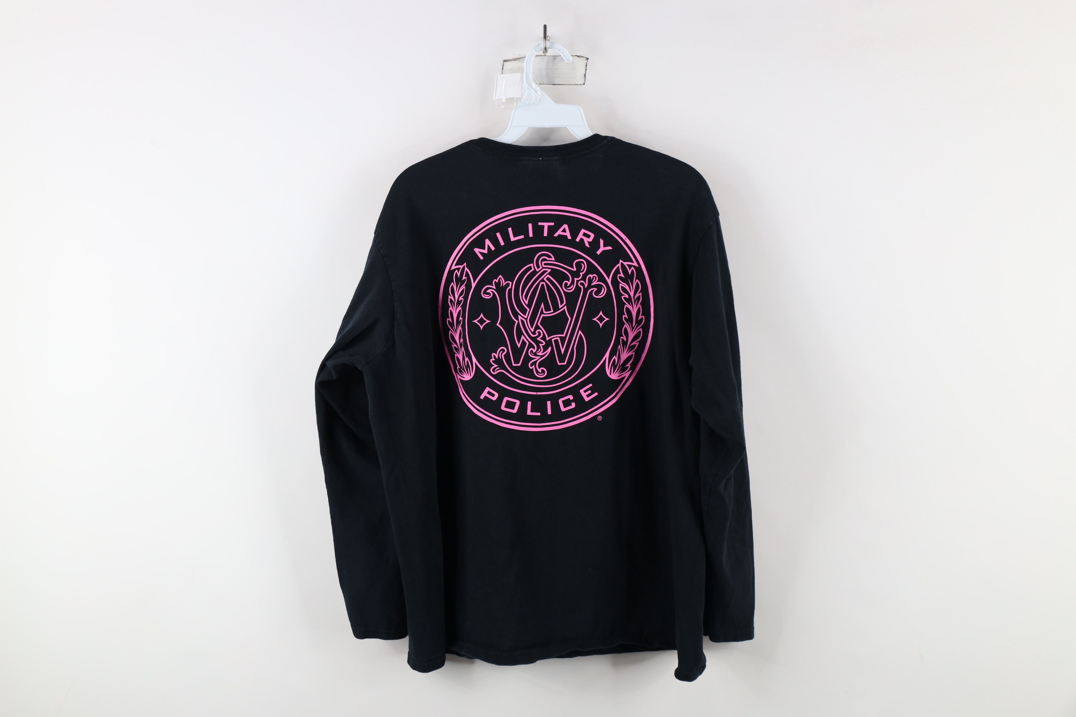 Vintage Vintage Smith & Wesson Military Police Long Sleeve T-Shirt Size XL / US 12-14 / IT 48-50 - 9 Thumbnail