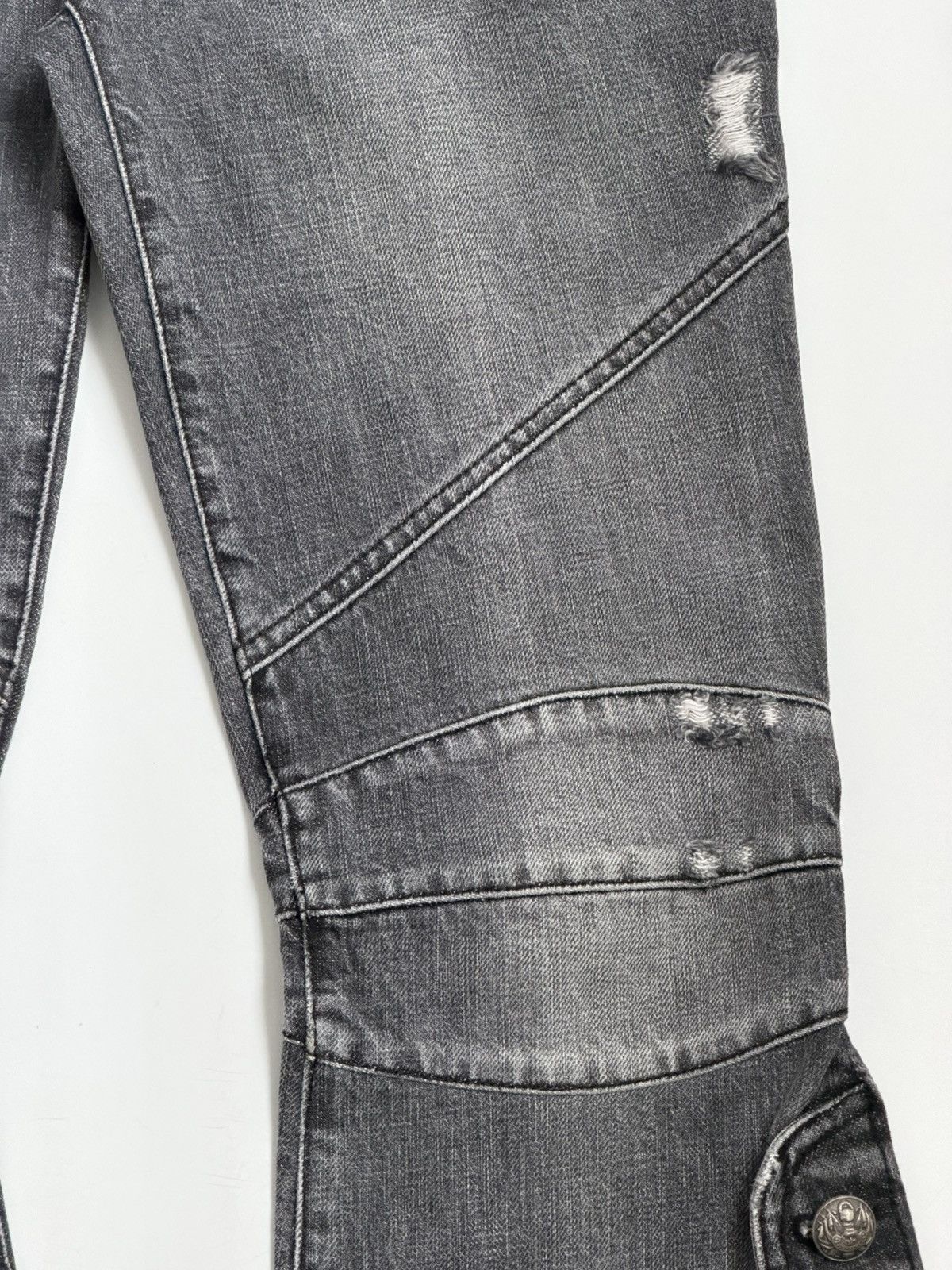 Balmain BALMAIN Decarnin FW2010 Flared Biker Buttoned Ripped Jeans Size US 28 / EU 44 - 12 Thumbnail