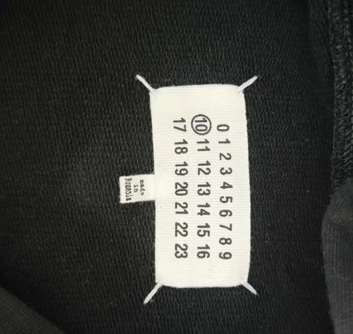 Maison Margiela Maison Margiela Upside-Down Monogram Embroider2412-Nextarrow Size XL / US 12-14 / IT 48-50 - 4 Thumbnail