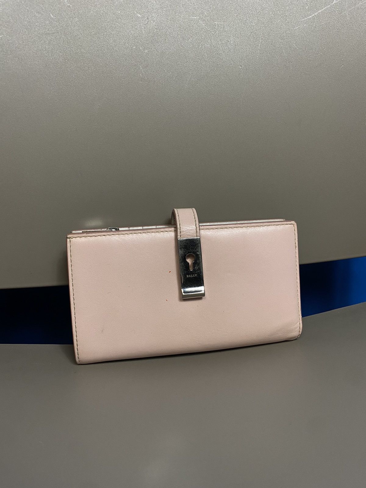 Bally × Leather 💥 BALLY LEATHER SOFT PINK WALLET Size ONE SIZE - 1 Thumbnail