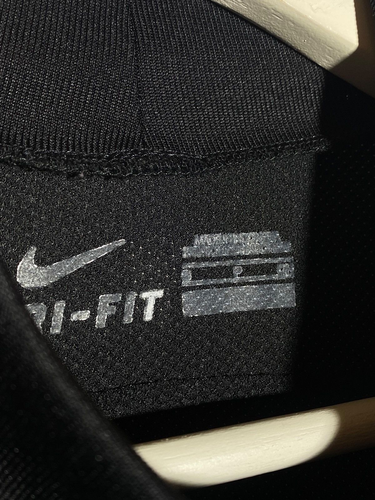 Nike Nike Manchester United 2011/12 Goalkeeper Football Shirt Size US S / EU 44-46 / 1 - 15 Thumbnail