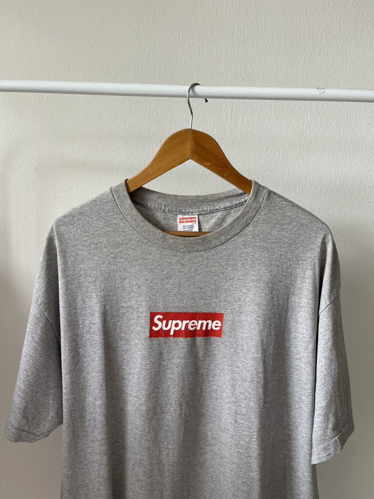 Supreme Supreme Box Logo Red on Grey Tee A2 Size US XL / EU 56 / 4 - 2 Thumbnail