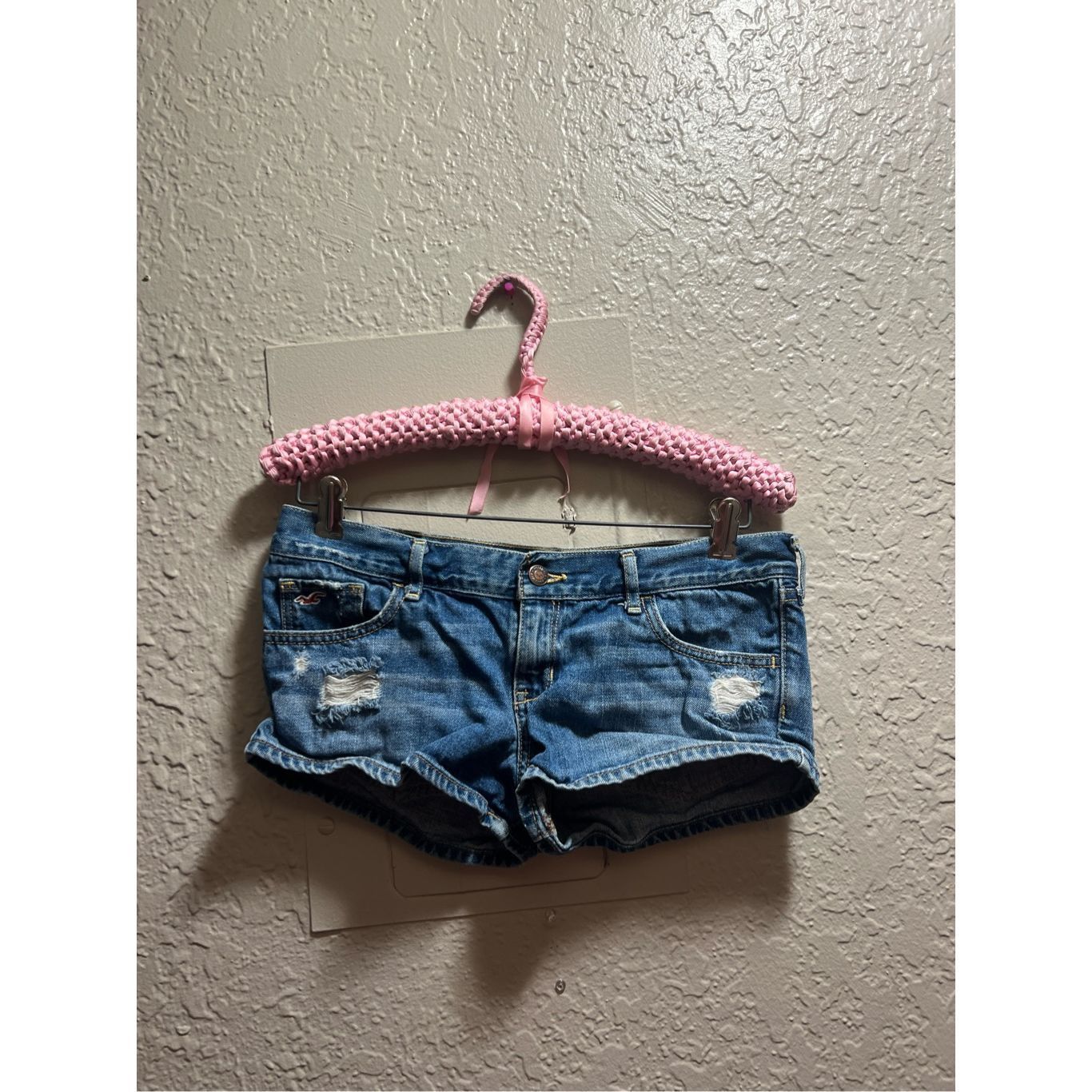 Hollister Hollister Jean Shorts Woman’s Size 27 Size 27" / US 4 / IT 40 - 1 Thumbnail