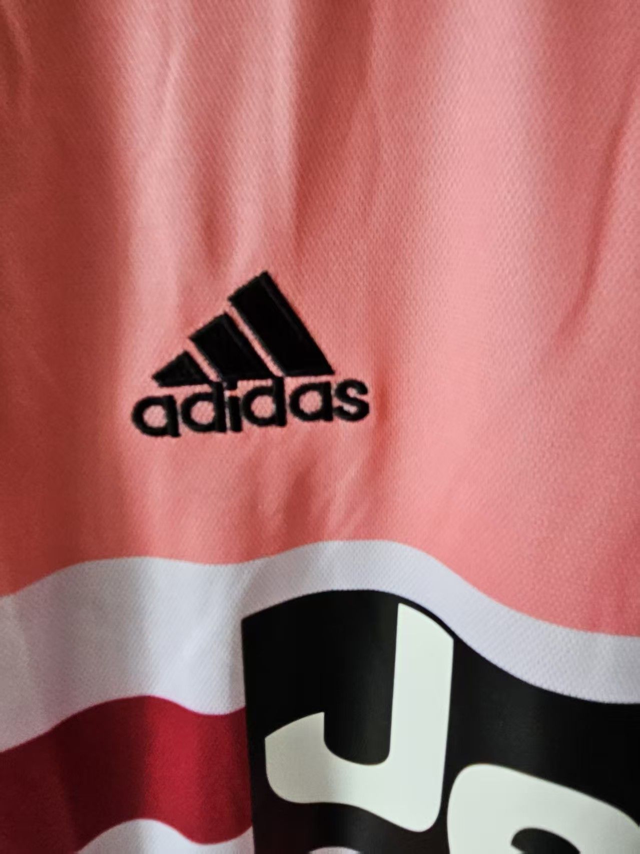 Other 2015 2016 Juventus Jersey Pink Size US S / EU 44-46 / 1 - 5 Thumbnail