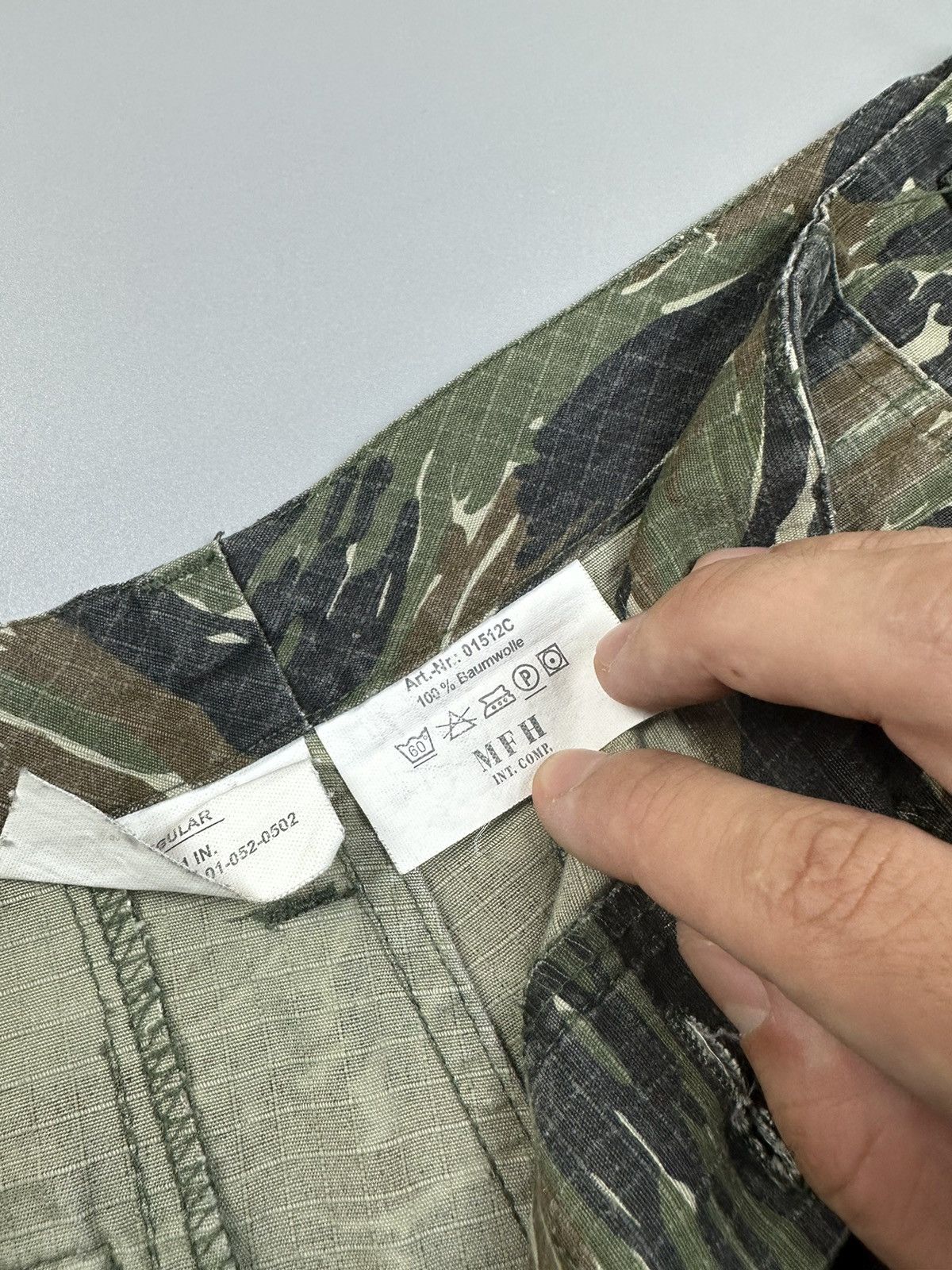 Other Tactical Military Cargo Shorts Khaki S Size US 28 / EU 44 - 4 Thumbnail