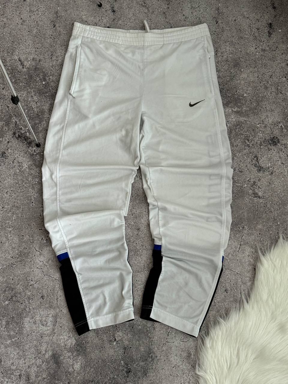 Nike Vintage Nike big swoosh Y2K white baggy pants Size US 30 / EU 46 - 5 Thumbnail
