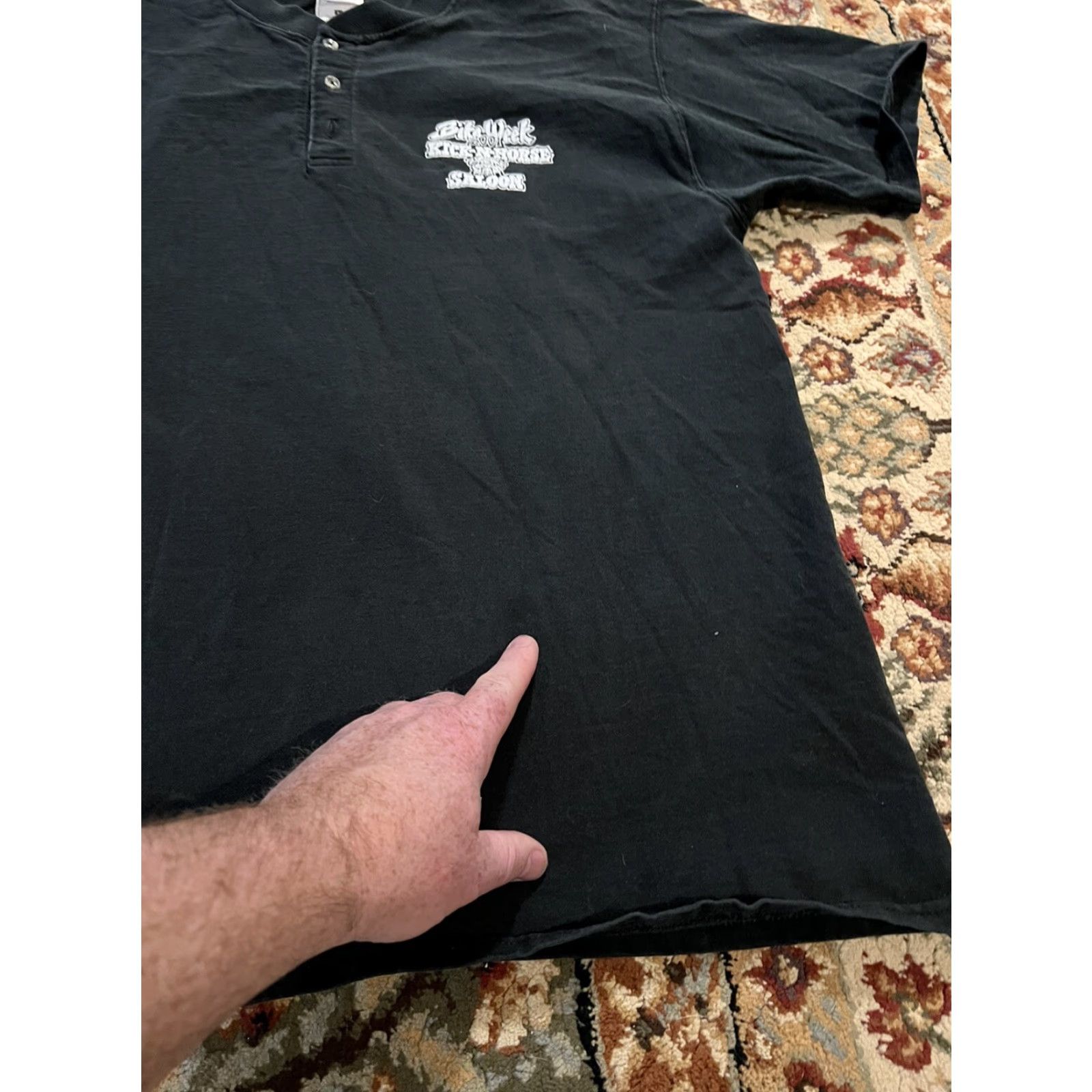 Fruit Of The Loom VINTAGE Kick-N-Horse Saloon Button Black T-Shirt Mens L Cotton 2001 Awendaw SC Size US L / EU 52-54 / 3 - 4 Thumbnail