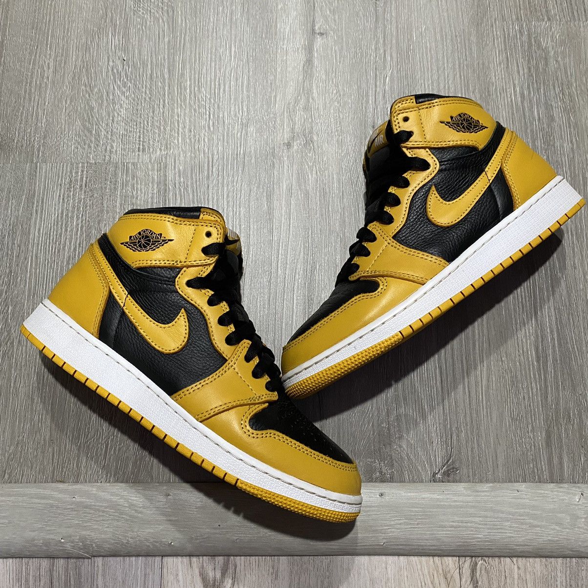 image of Jordan Brand 1 Pollen Size 7Y Shoes in Black/Yellow, Men's