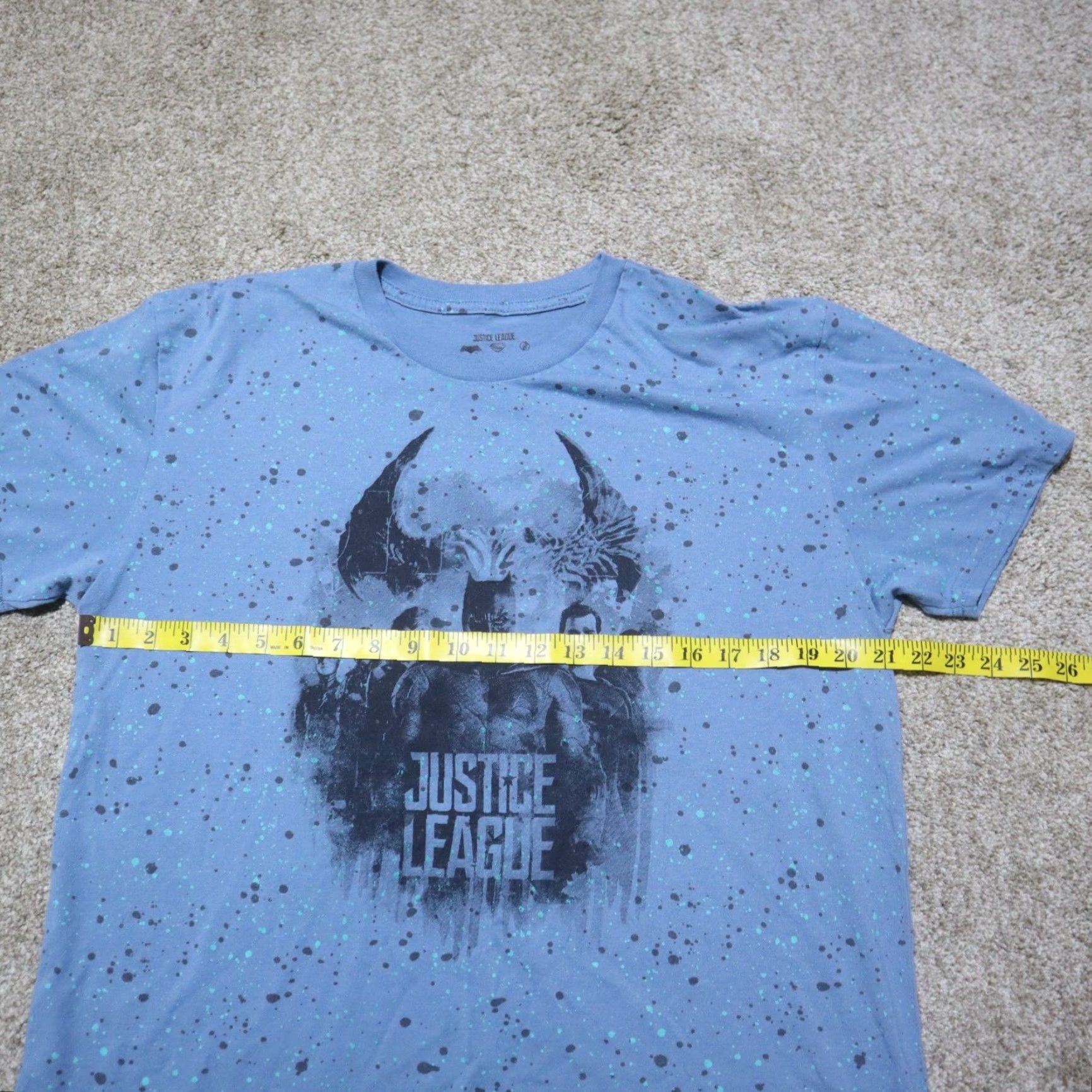 Vintage Merchoid Justice League Batman Blue Short Sleeve Tee T-Shirt Adult L Shirt Mens Batman DC Comics 90s? Size US L / EU 52-54 / 3 - 4 Thumbnail