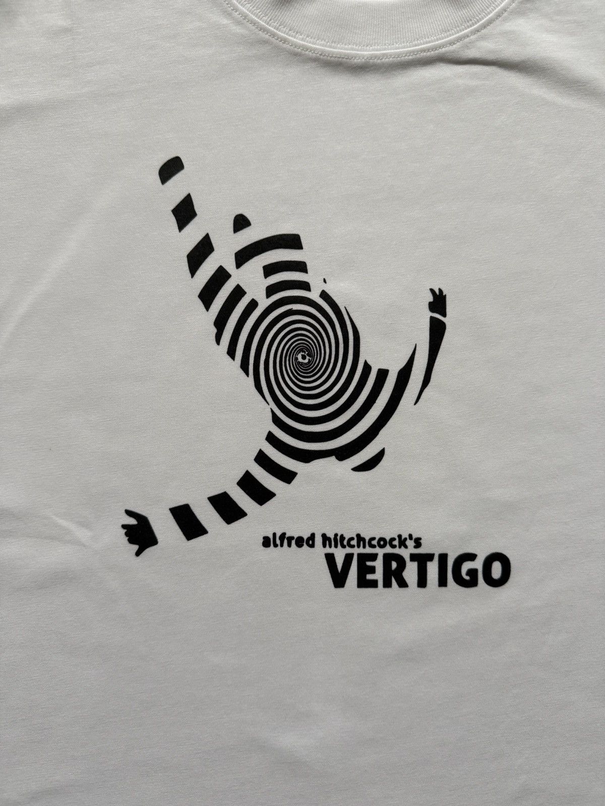 Other Alfred Hitchcock Vertigo Custom Retro Boxy T-Shirt White S Size US S / EU 44-46 / 1 - 3 Thumbnail