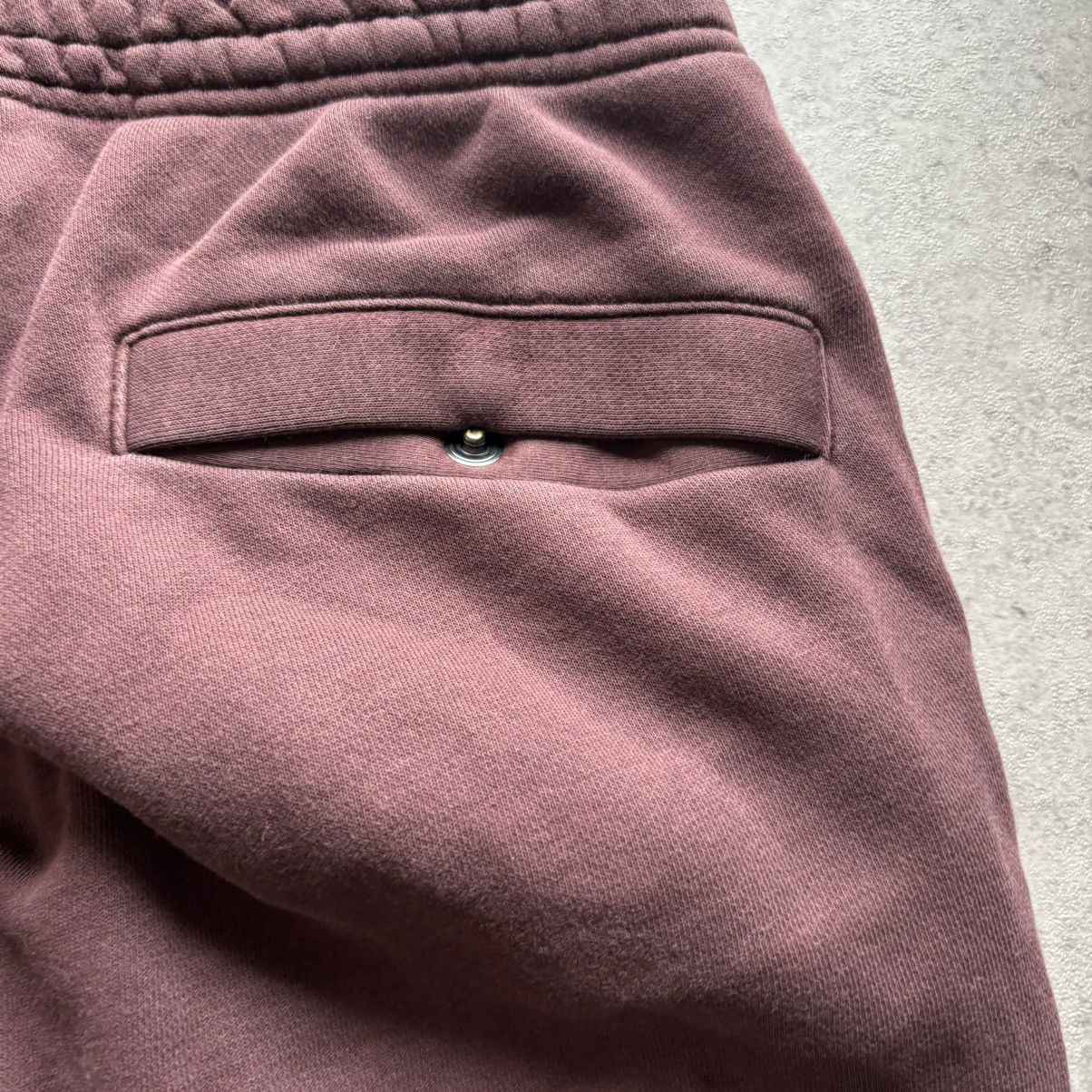Nike Nike maroon sweatpants joggers Size US 30 / EU 46 - 6 Thumbnail